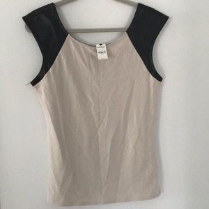 NWT Express Top